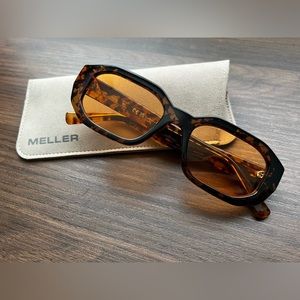 MELLER Kessie Tigris/Orange Sunglasses Like New with Case